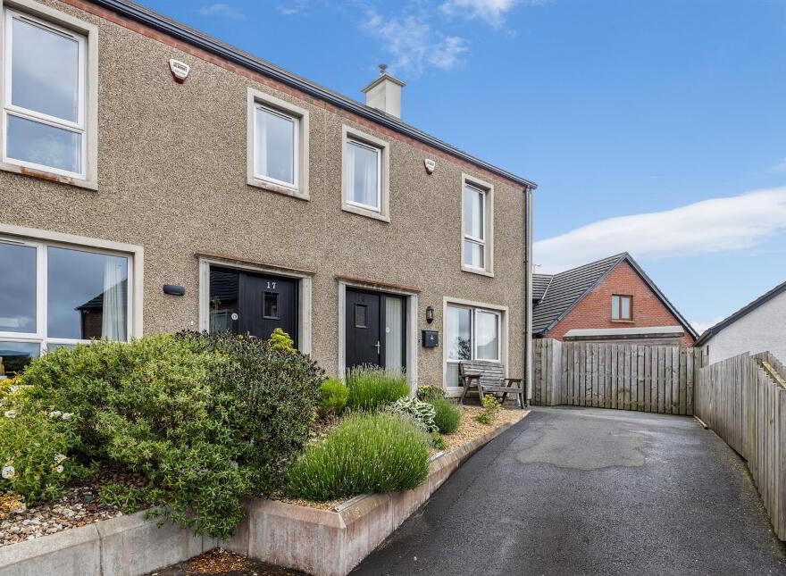 18 Pheasant Hill, Ballynahinch, BT24 8FL