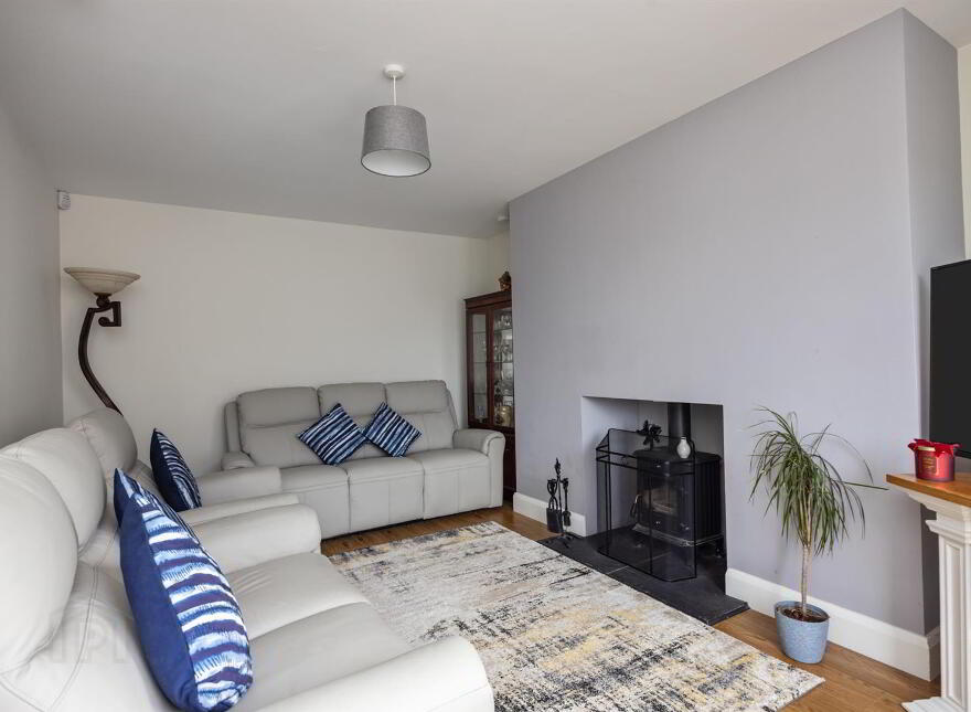 18 Pheasant Hill, Ballynahinch, BT24 8FL