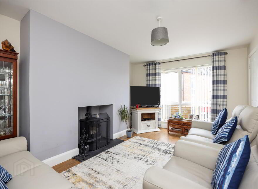 18 Pheasant Hill, Ballynahinch, BT24 8FL
