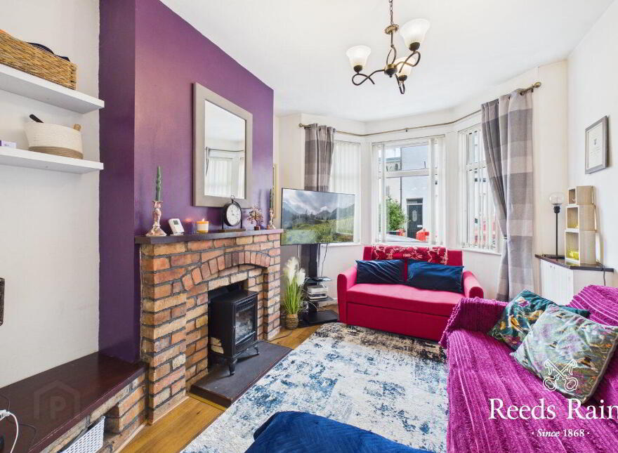 5 Hollycroft Avenue, Belfast, BT5 5JE