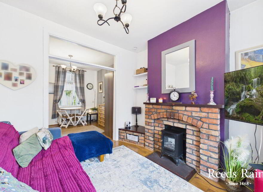 5 Hollycroft Avenue, Belfast, BT5 5JE