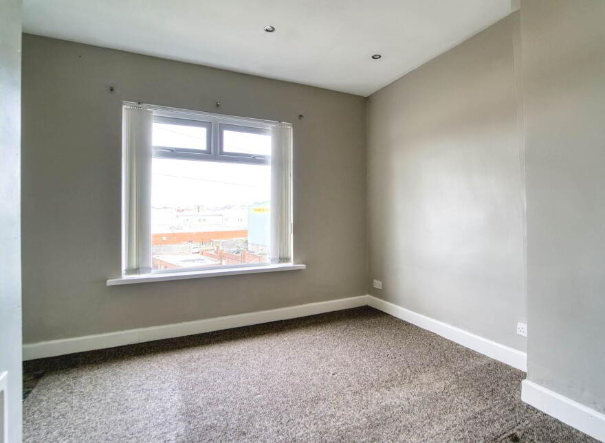 15 Ridgeway Street, Lisburn, BT28 1BY