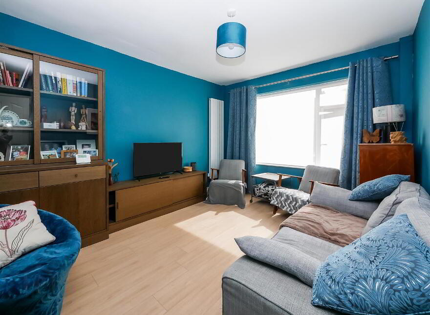 32 Merok Gardens, Cregagh, Belfast, BT6 9NA