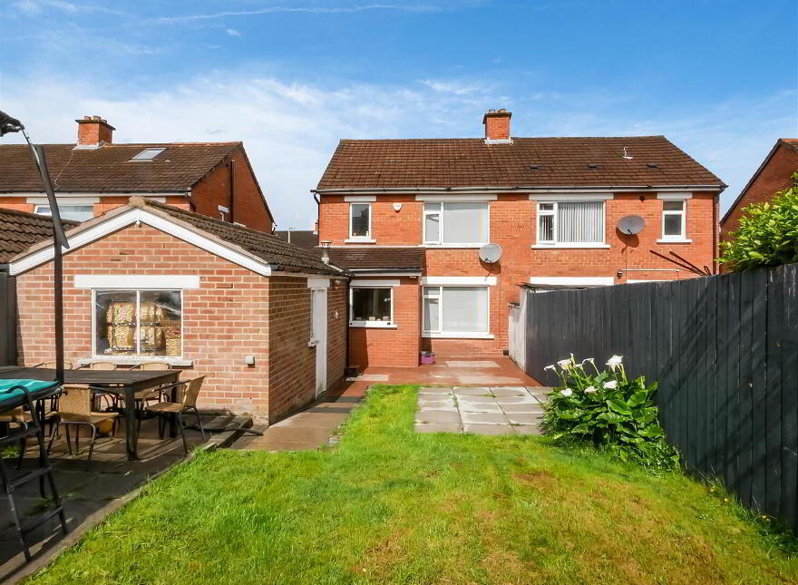 32 Merok Gardens, Cregagh, Belfast, BT6 9NA