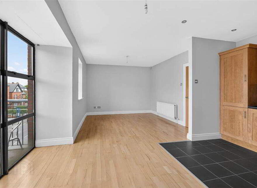 Apt 4 Osborne Building, 717 Lisburn Road, Belfast, BT9 7GU