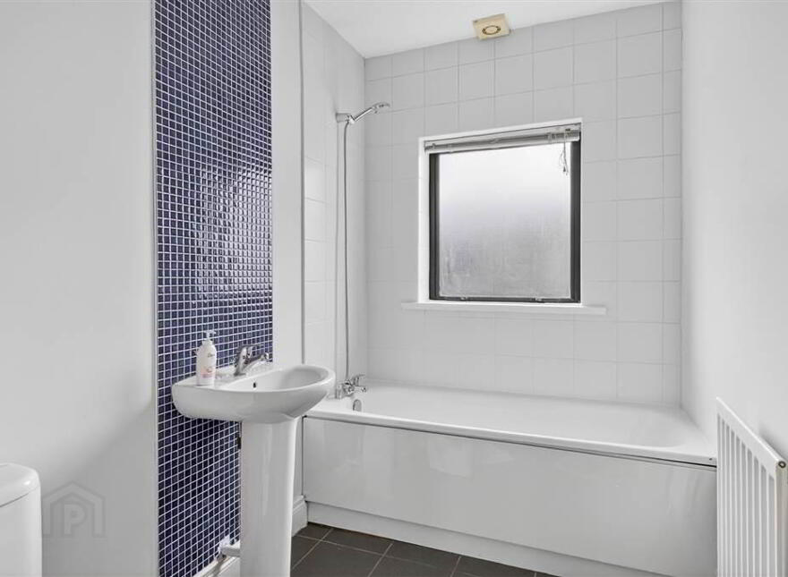 Apt 4 Osborne Building, 717 Lisburn Road, Belfast, BT9 7GU