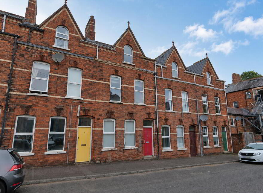 5 Ulsterville Place, Belfast, BT9 7BH