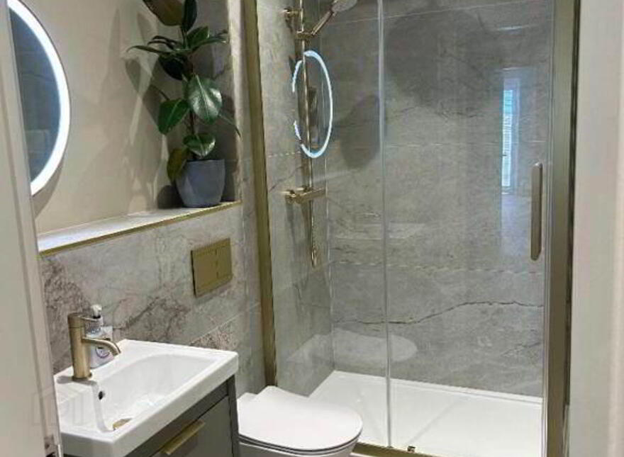 4 Chlorine Gardens, Belfast