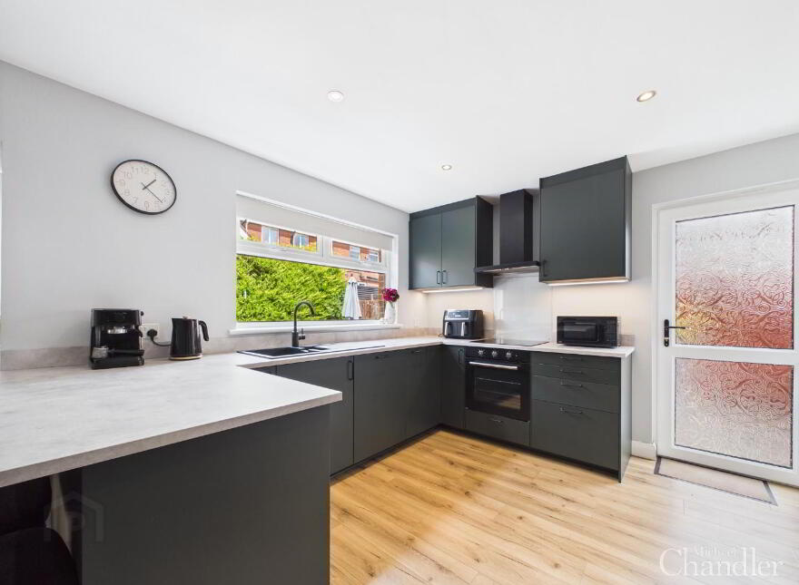 56 Alveston Park, Carryduff, Belfast, BT8 8RP