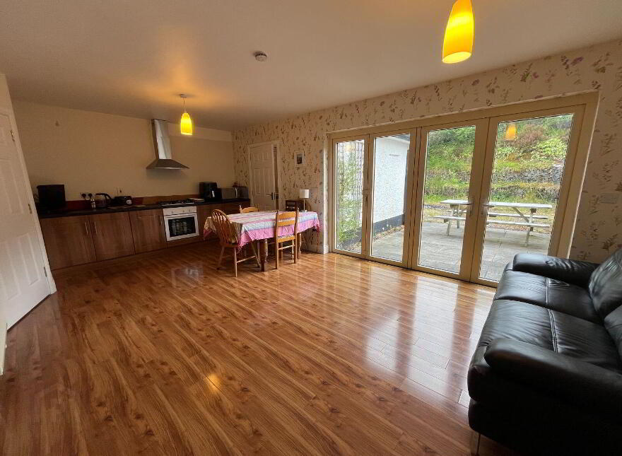 3 Millhill Lawns, Station Road, Manorhamilton, F91E7C0