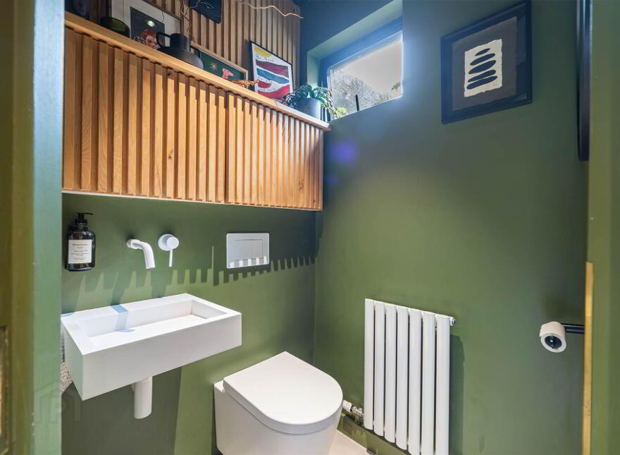 2 Sandford Avenue, Off Cyprus Avenue, Belfast, BT5 5NW