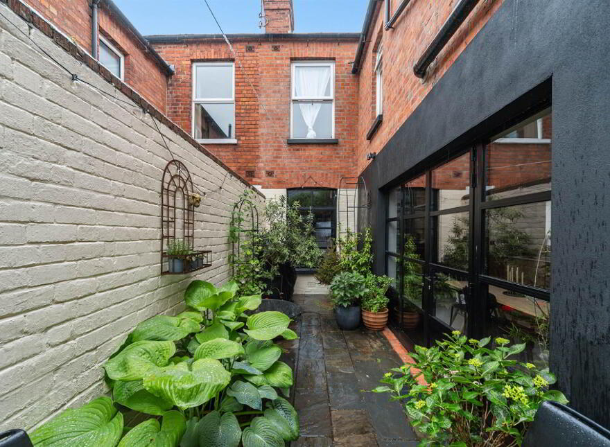 2 Sandford Avenue, Off Cyprus Avenue, Belfast, BT5 5NW