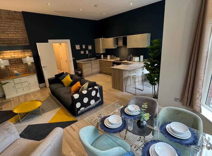 Unit 2, 7 Malone Rd, Belfast, BT9 6RT