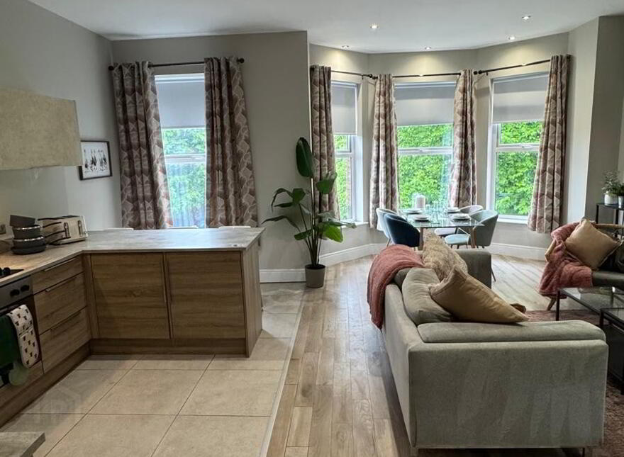 Unit 3, 7 Malone Rd, Belfast, BT9 6RT
