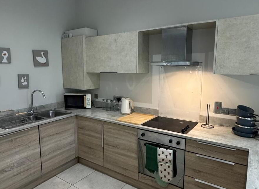 Unit 3, 7 Malone Rd, Belfast, BT9 6RT