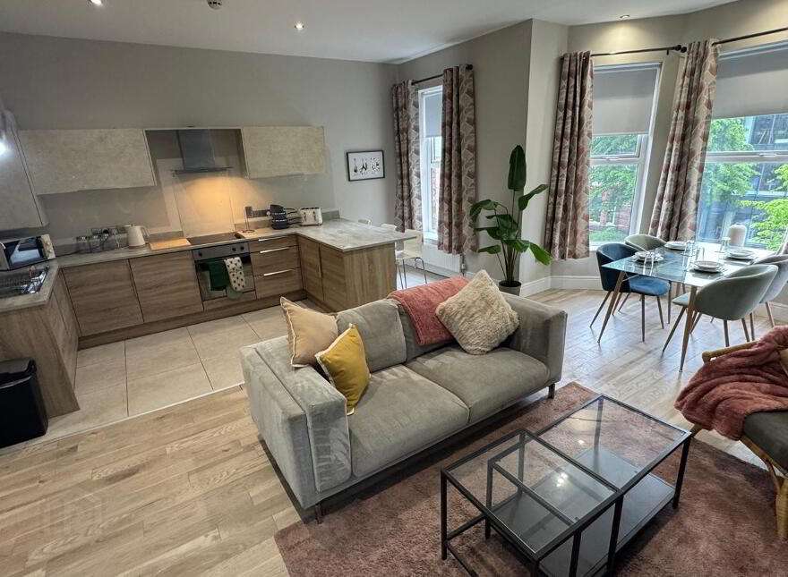 Unit 3, 7 Malone Rd, Belfast, BT9 6RT
