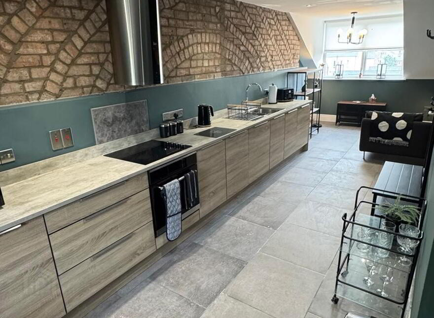 Unit 4, 7 Malone Rd, Belfast, BT9 6RT
