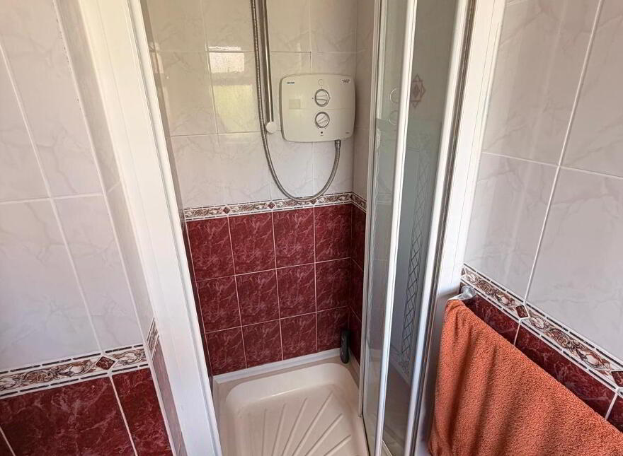 6 The Green, Kilteragh, Dooradoyle