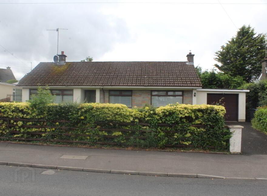 16 Upper Damolly Road, Newry, BT34 1JU