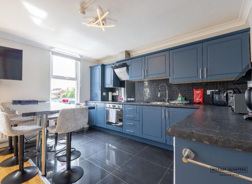 Apartment 8, 8 Cromwell Road, Botanic Avenue, Belfast, BT7 1JW