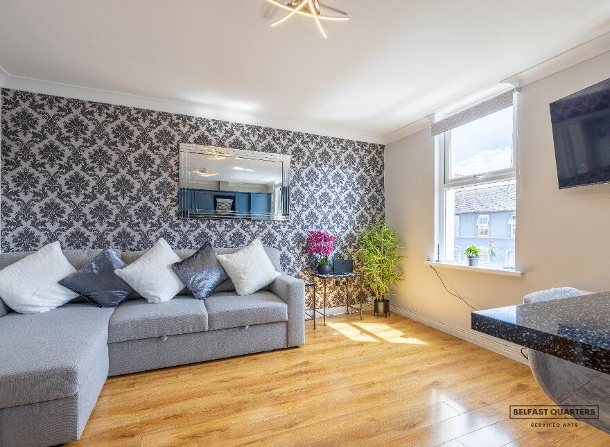 Apartment 8, 8 Cromwell Road, Botanic Avenue, Belfast, BT7 1JW