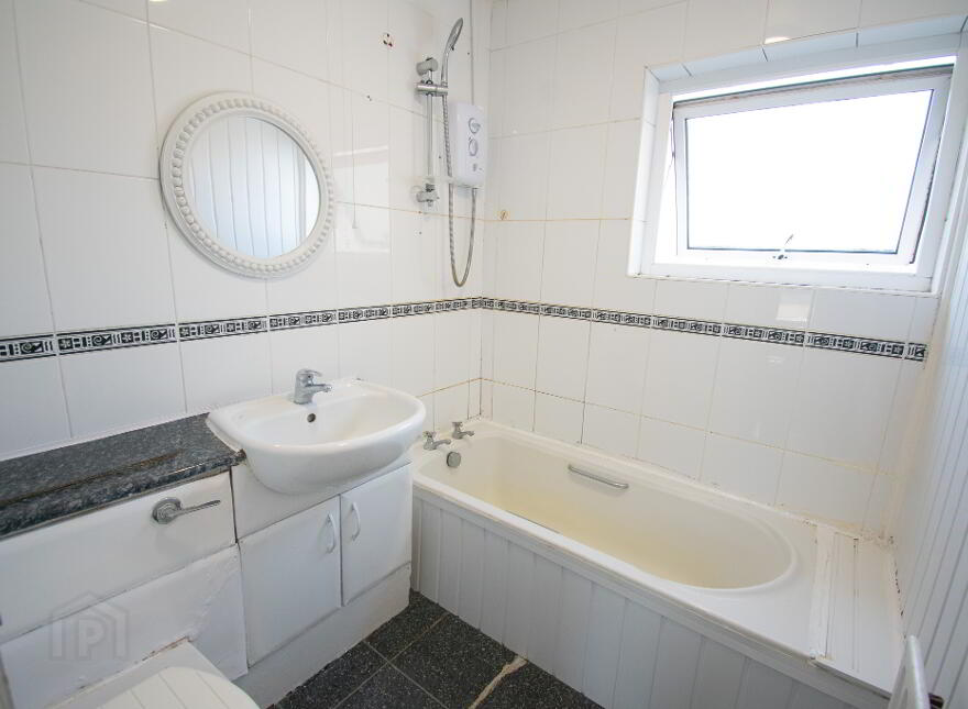 99 Lettercreeve, Ballymena, BT42 2EU