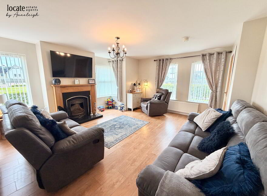 9 Victoria Meadows, Magheramason, L'Derry, BT47 2TX