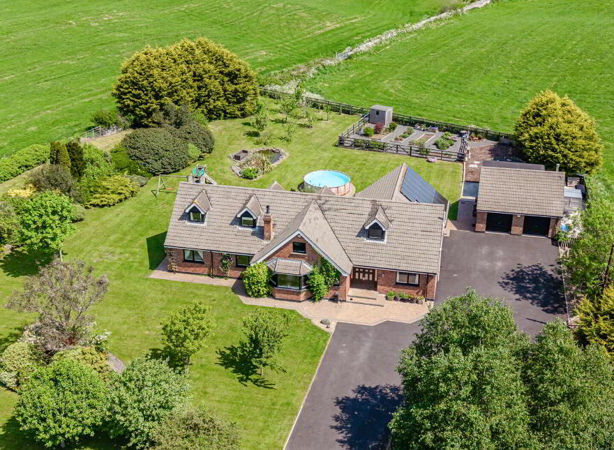 24 Cluntagh Road, Crossgar, Downpatrick, BT30 9ET