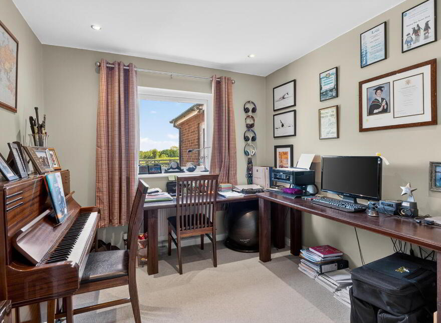 24 Cluntagh Road, Crossgar, Downpatrick, BT30 9ET