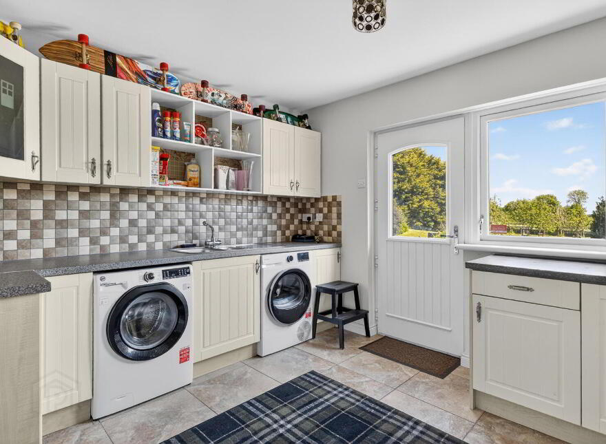 24 Cluntagh Road, Crossgar, Downpatrick, BT30 9ET