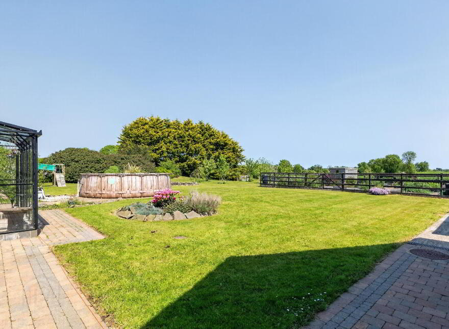 24 Cluntagh Road, Crossgar, Downpatrick, BT30 9ET
