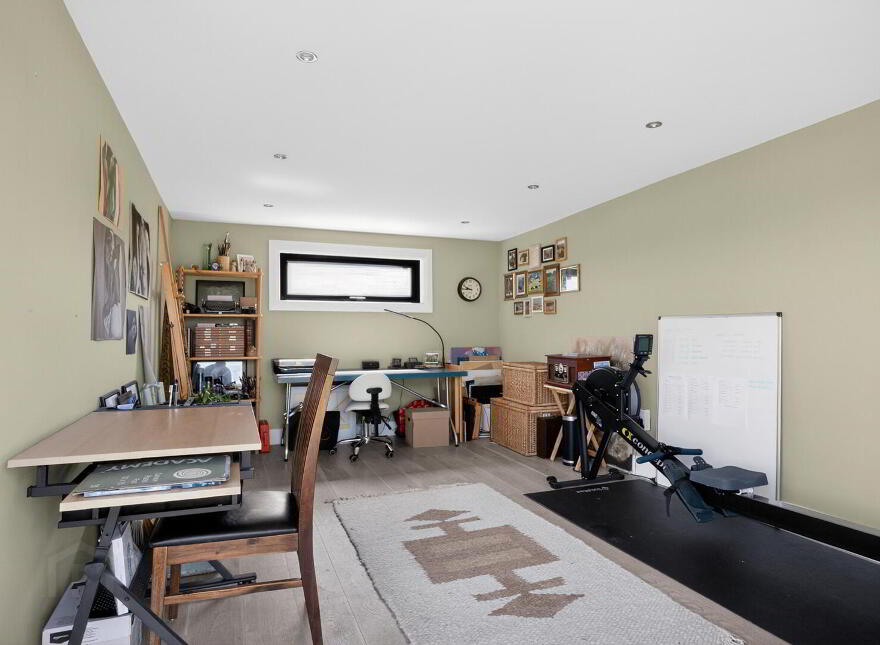 24 Cluntagh Road, Crossgar, Downpatrick, BT30 9ET