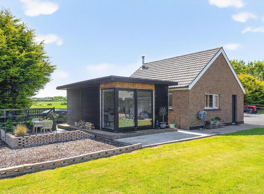 24 Cluntagh Road, Crossgar, Downpatrick, BT30 9ET