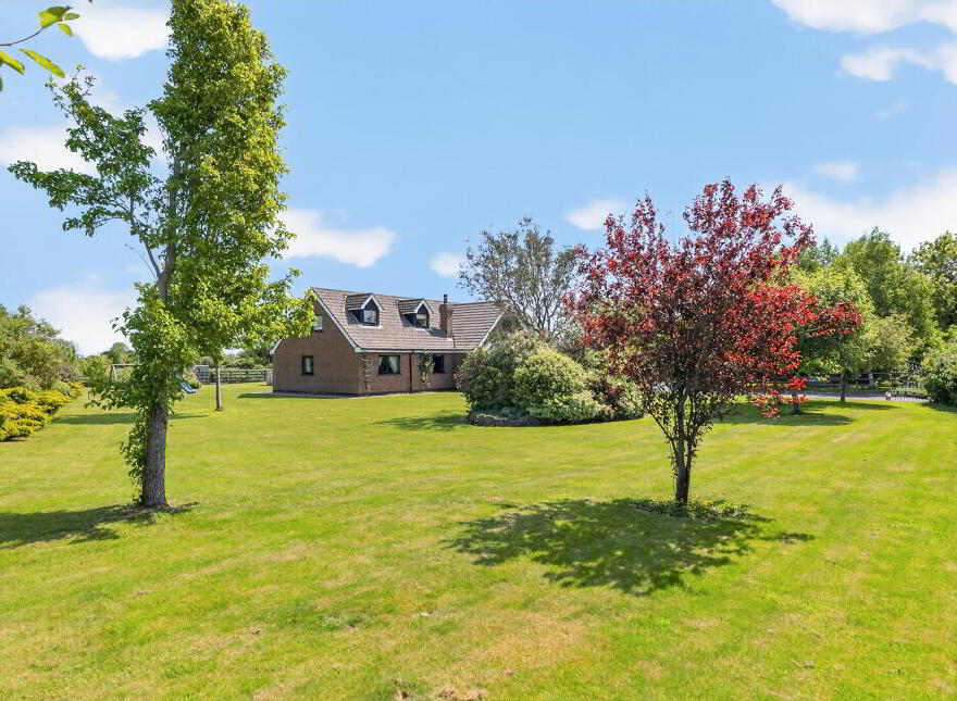 24 Cluntagh Road, Crossgar, Downpatrick, BT30 9ET