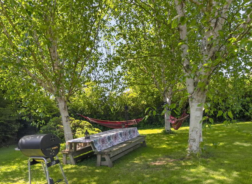 24 Cluntagh Road, Crossgar, Downpatrick, BT30 9ET