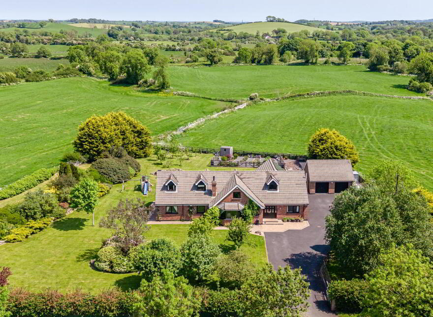 24 Cluntagh Road, Crossgar, Downpatrick, BT30 9ET