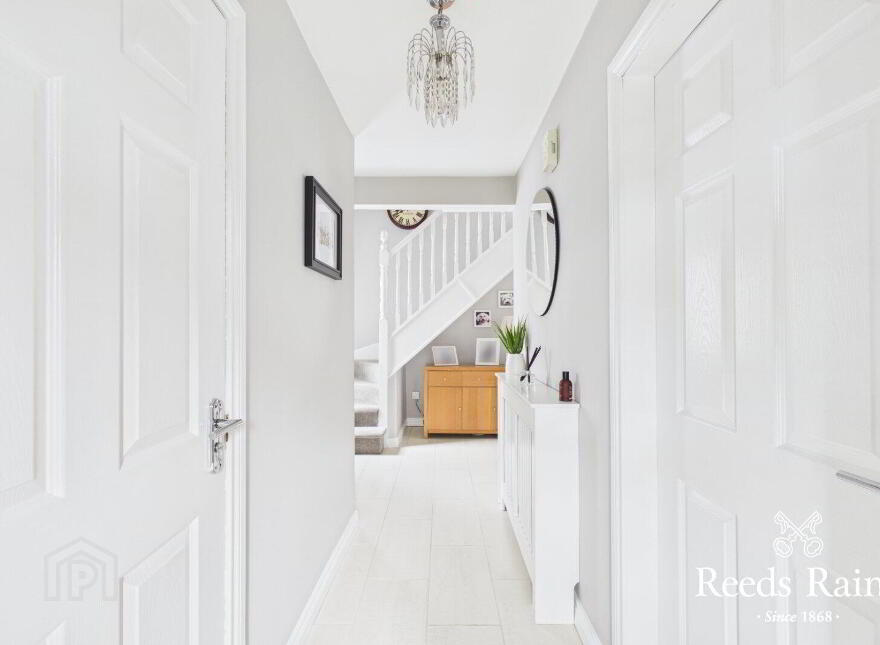 24 Tudor Gardens, Carrickfergus, BT38 9TN
