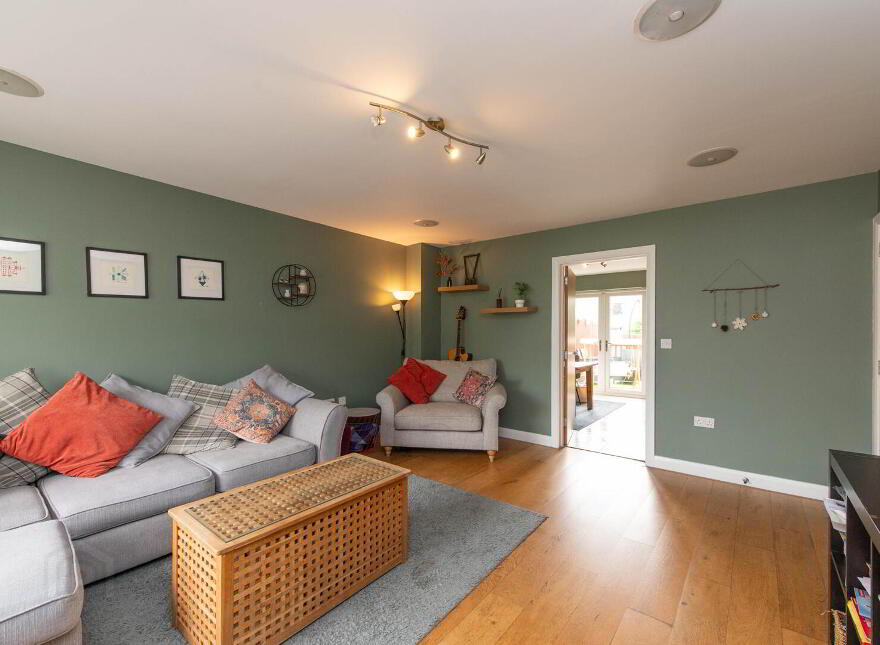 43 Loughshore Courtyard, Newtownabbey, BT37 0ZS
