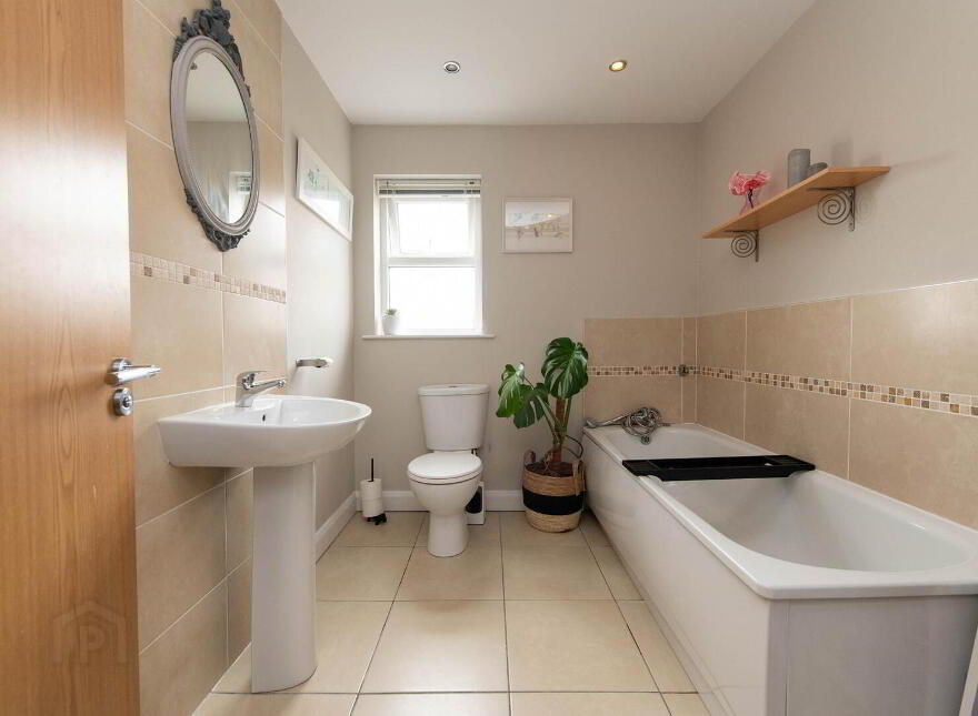 43 Loughshore Courtyard, Newtownabbey, BT37 0ZS