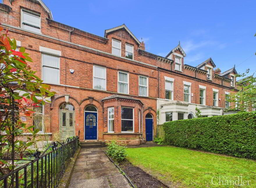 31 South Parade, Belfast, BT7 2GL