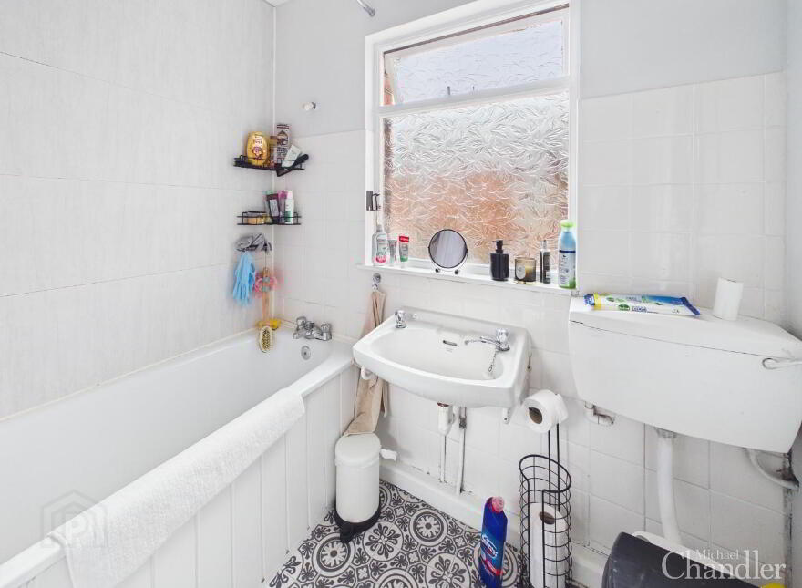 31 South Parade, Belfast, BT7 2GL