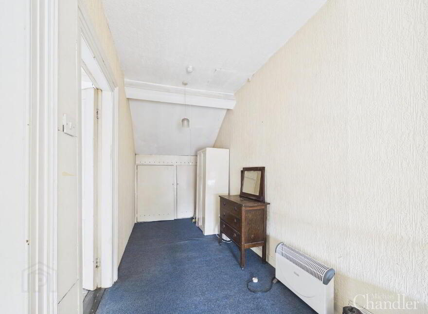 31 South Parade, Belfast, BT7 2GL