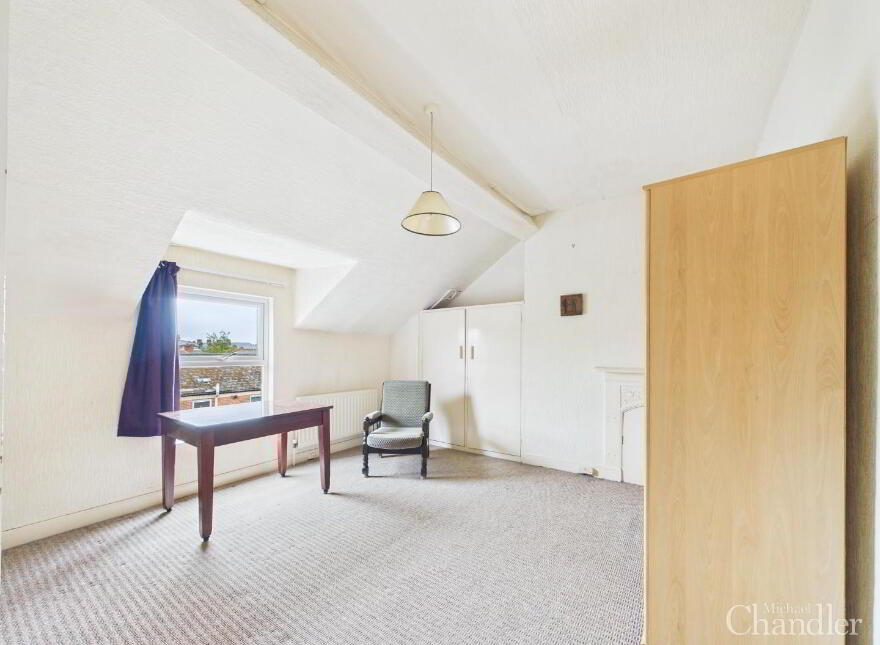 31 South Parade, Belfast, BT7 2GL