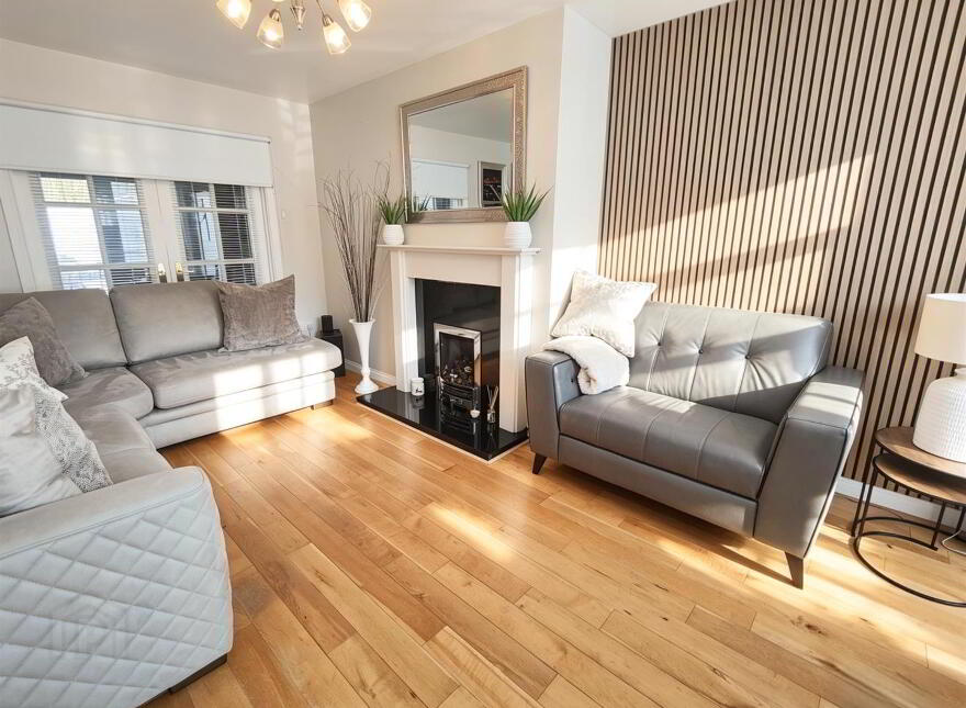 15 Wolfhill Manor, Belfast, BT14 8DE