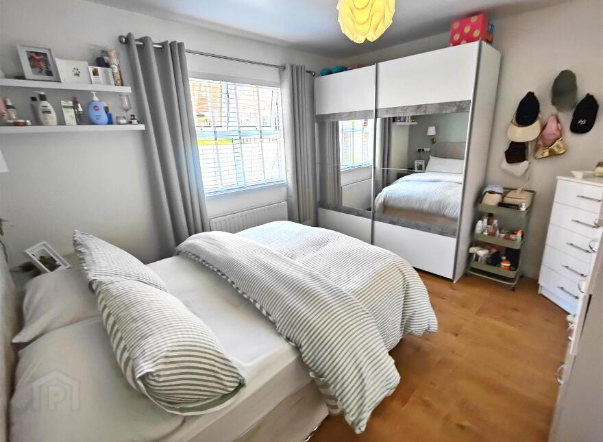 15 Wolfhill Manor, Belfast, BT14 8DE