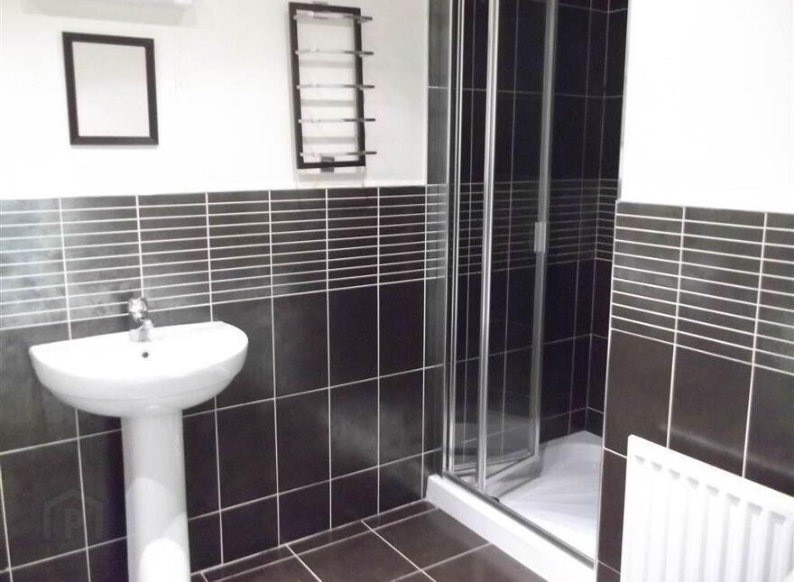 5 Orchard House, Mark Street, Newtownards, BT23 4WS