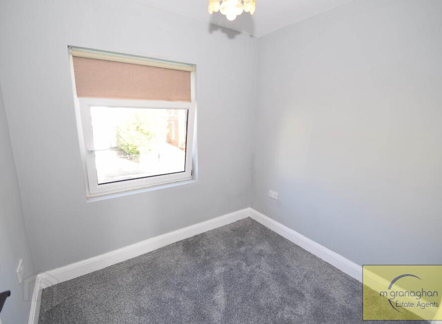 68 Glen Road, Belfast, BT11 8BG