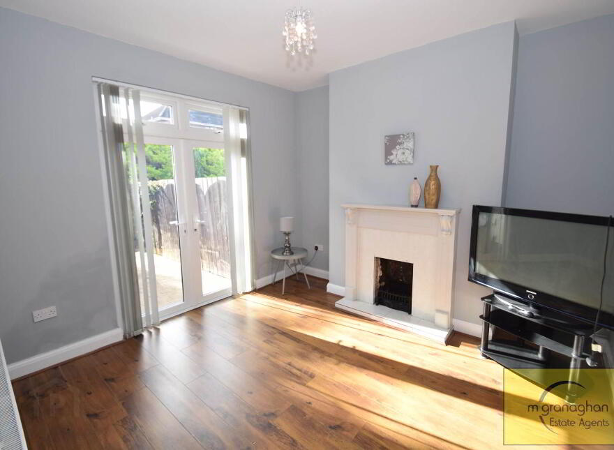 68 Glen Road, Belfast, BT11 8BG