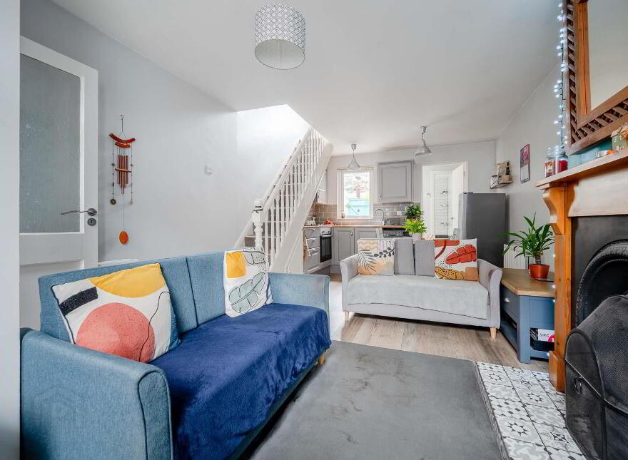 6 Castle Street, Donaghadee, BT21 0DN