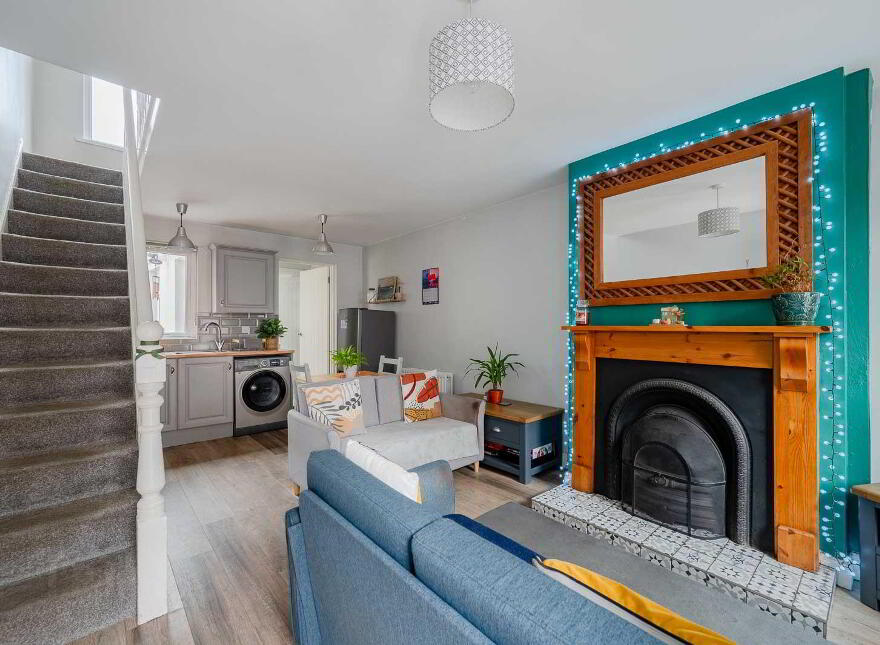 6 Castle Street, Donaghadee, BT21 0DN